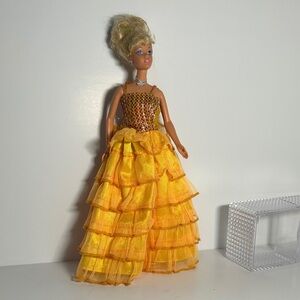 Country Dress Cinderella Barbie from 2005